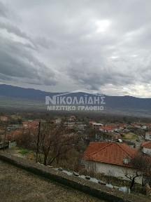 Μονοκατοικία, 150τ. μ.