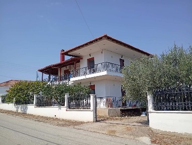 Μονοκατοικία, 200τ. μ.