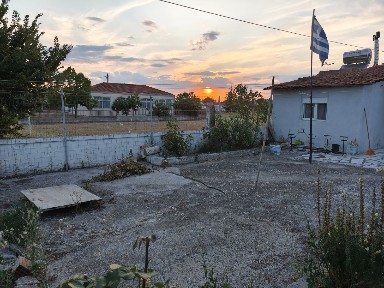 Μονοκατοικία, 65τ. μ.