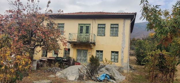 Μονοκατοικία, 163τ. μ.