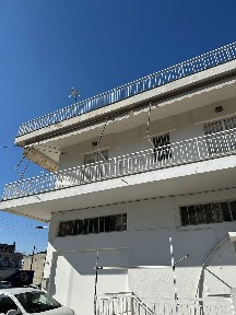 Μονοκατοικία, 250τ. μ.