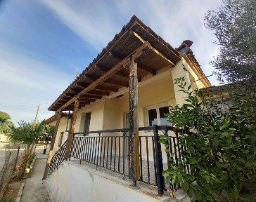 Μονοκατοικία, 75τ. μ.