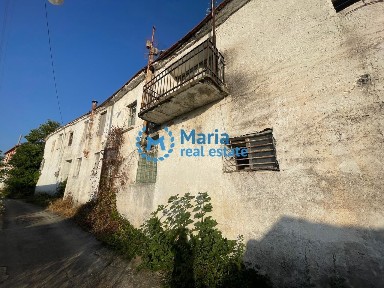 Μονοκατοικία, 140τ. μ.
