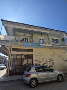 Διαμέρισμα, 200τ. μ.