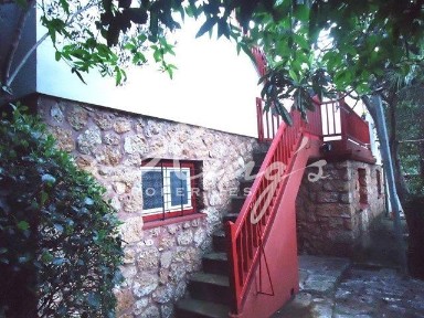 Μονοκατοικία, 120τ. μ.