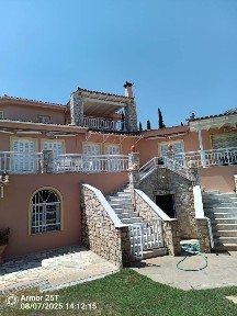 Βίλα, 930τ. μ.