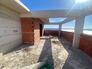 Μεζονέτα, 180τ. μ.