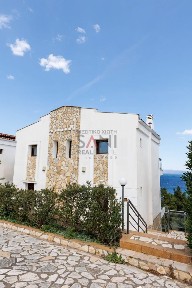 Μεζονέτα, 145τ. μ.