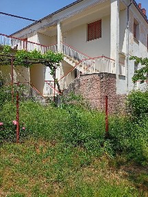 Μονοκατοικία, 170τ. μ.