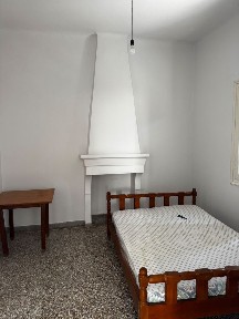 Μονοκατοικία, 80τ. μ.