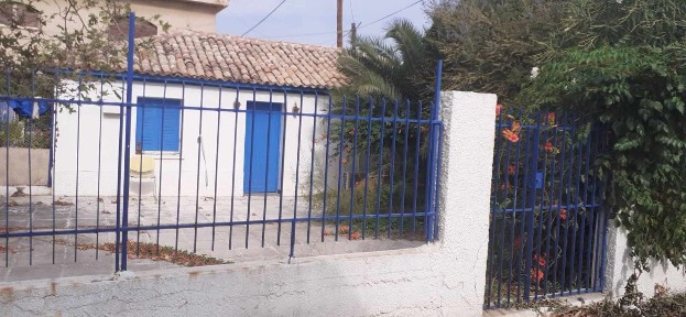 Μονοκατοικία, 50τ. μ.