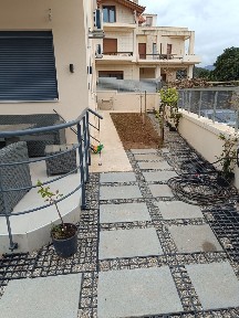Μονοκατοικία, 52τ. μ.