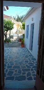 Μονοκατοικία, 96τ. μ.