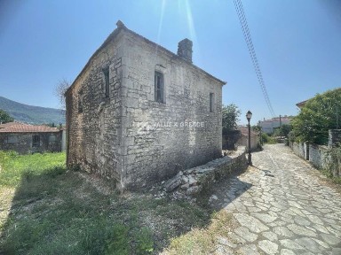 Μονοκατοικία, 100τ. μ.