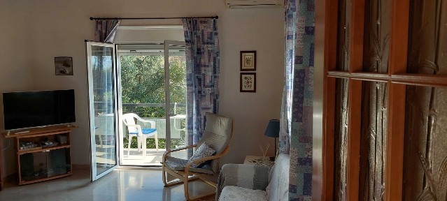 Μονοκατοικία, 70τ. μ.