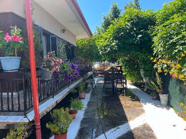 Μονοκατοικία, 80τ. μ.