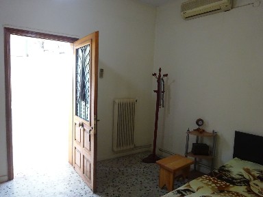 Κτίριο, 163τ. μ.