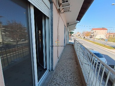 Κτίριο, 165τ. μ.