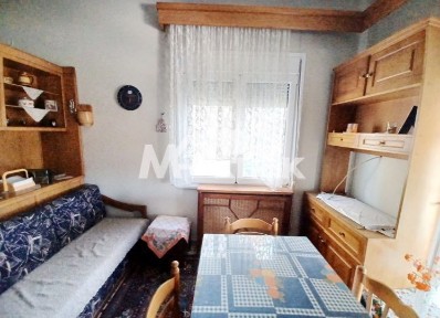 Κτίριο, 406τ. μ.