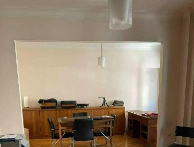 Γραφείο, 220τ. μ.