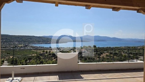 Μονοκατοικία, 180τ. μ.