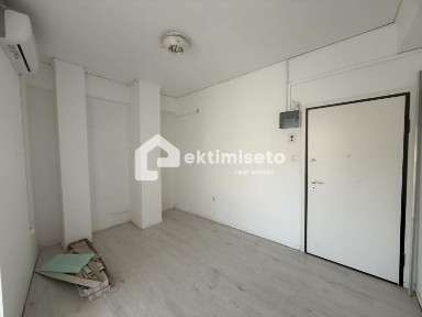 Πλατεία Κλαυθμώνος, Κέντρο (Αθήνα - Κέντρο)