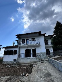 Μονοκατοικία, 300τ. μ.