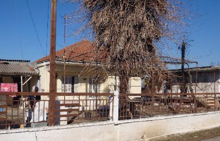 Μονοκατοικία, 80τ. μ.