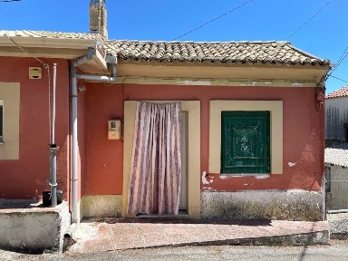 Μονοκατοικία, 56τ. μ.