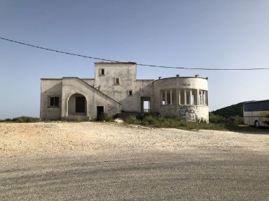Μονοκατοικία, 450τ. μ.