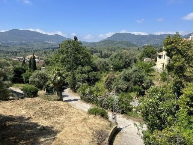 Μονοκατοικία, 112τ. μ.