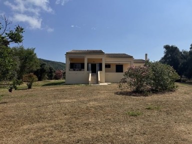 Μονοκατοικία, 200τ. μ.