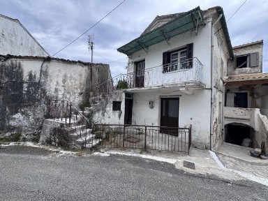 Μονοκατοικία, 70τ. μ.