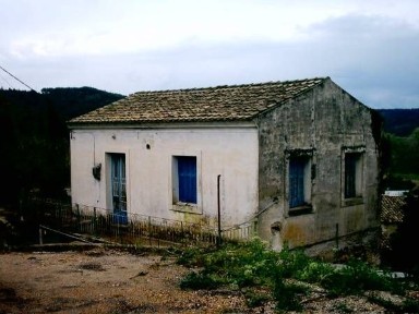 Μονοκατοικία, 85τ. μ.