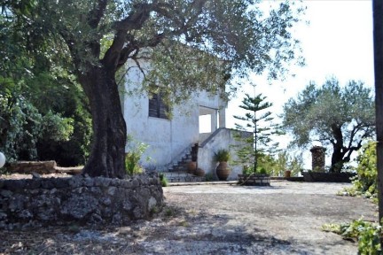 Μονοκατοικία, 205τ. μ.
