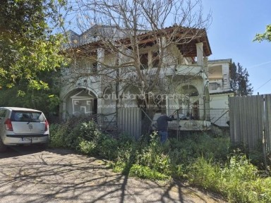 Μονοκατοικία, 700τ. μ.