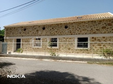 Μονοκατοικία, 100τ. μ.