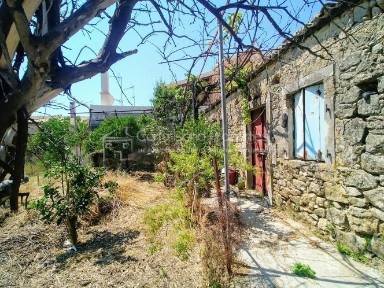 Μονοκατοικία, 75τ. μ.