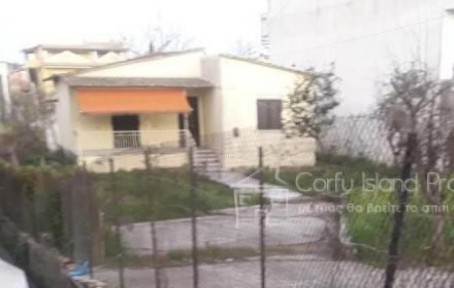 Μονοκατοικία, 70τ. μ.