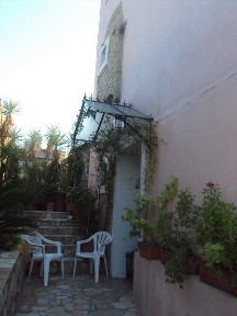 Μονοκατοικία, 185τ. μ.