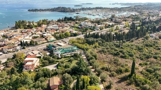Μονοκατοικία, 200τ. μ.
