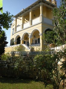 Μονοκατοικία, 320τ. μ.