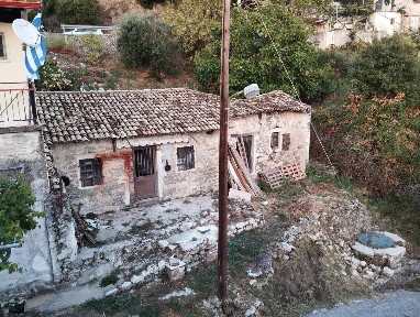 Μονοκατοικία, 90τ. μ.