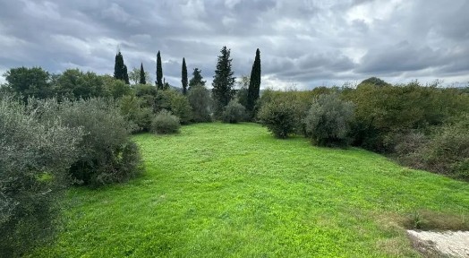 Μονοκατοικία, 150τ. μ.