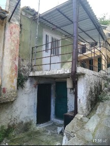 Μονοκατοικία, 60τ. μ.
