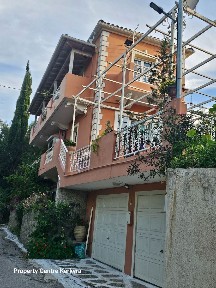 Μονοκατοικία, 240τ. μ.