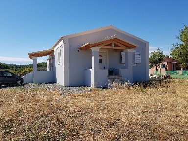 Μονοκατοικία, 80τ. μ.