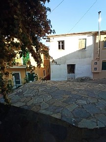 Μονοκατοικία, 130τ. μ.