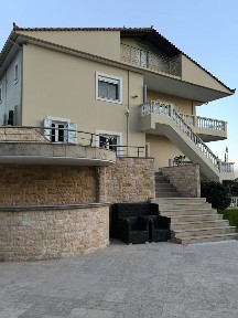 Βίλα, 450τ. μ.