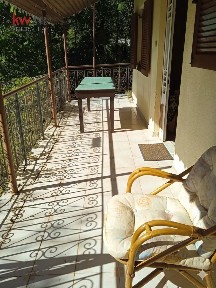 Μονοκατοικία, 70τ. μ.